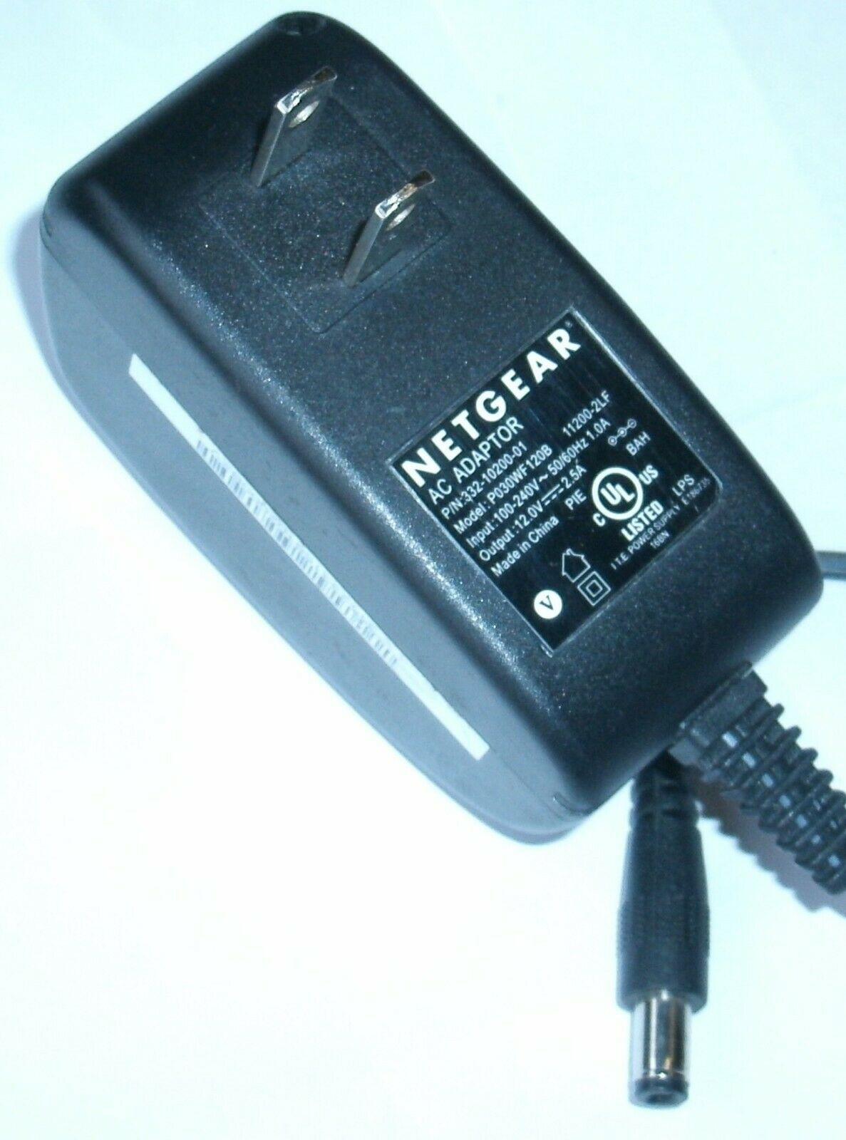 New 12V 2.5A NETGEAR P030W120B 332-10200-01 Power Supply AC ADAPTER